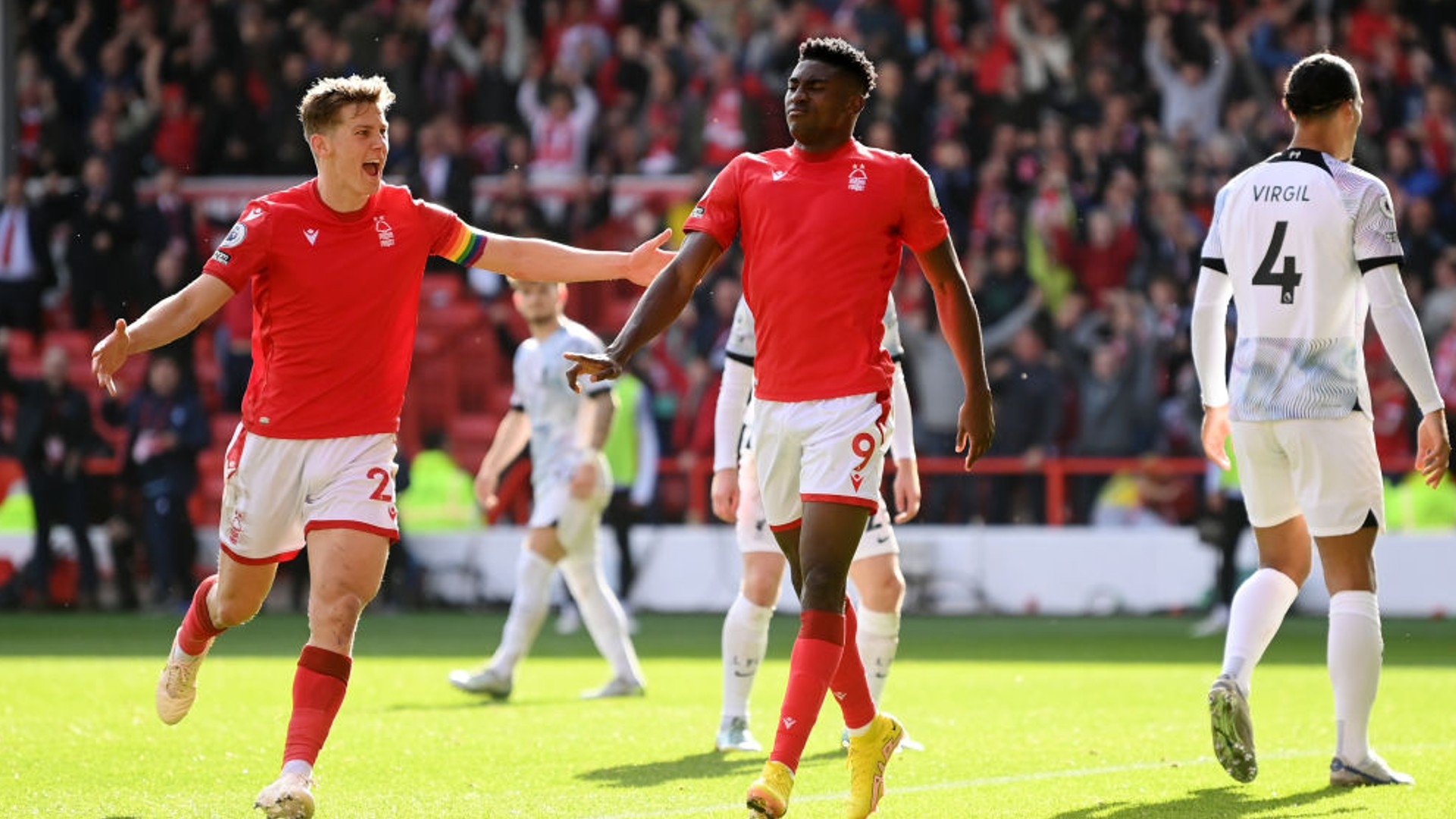 对比赛瞬息 对比赛瞬息